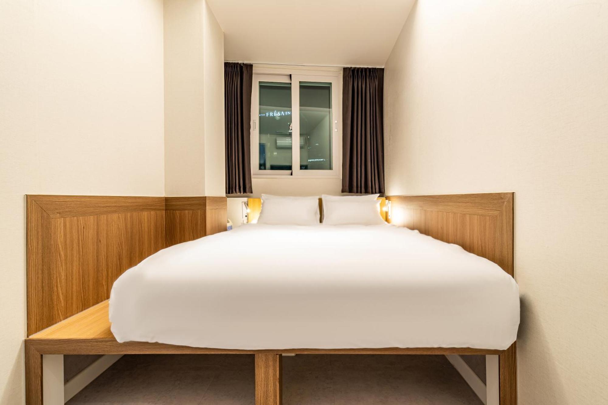 U Stay Myeongdong Сеул Экстерьер фото