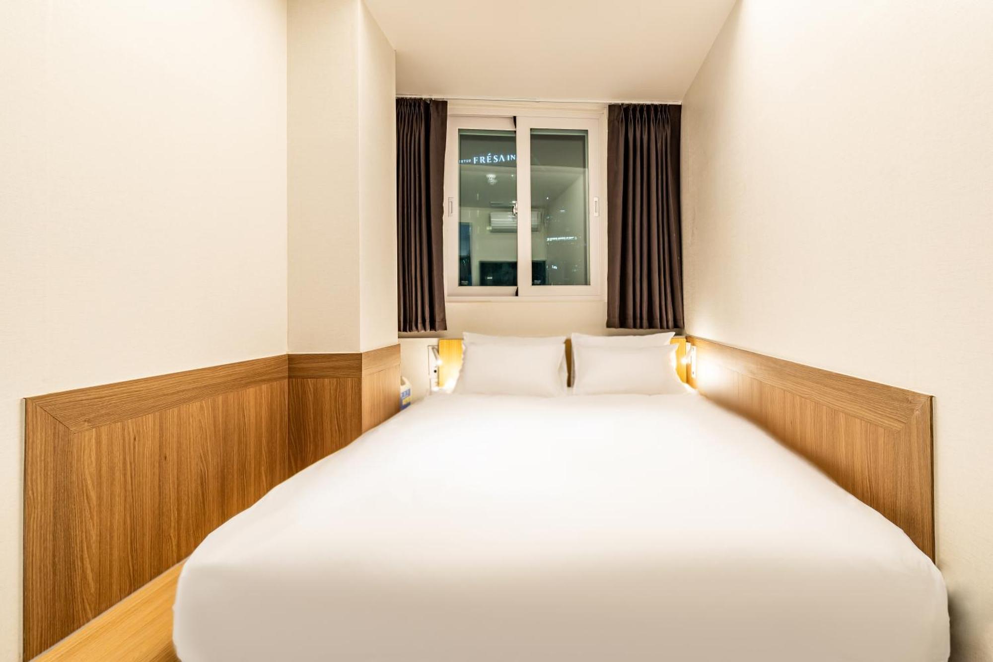 U Stay Myeongdong Сеул Экстерьер фото